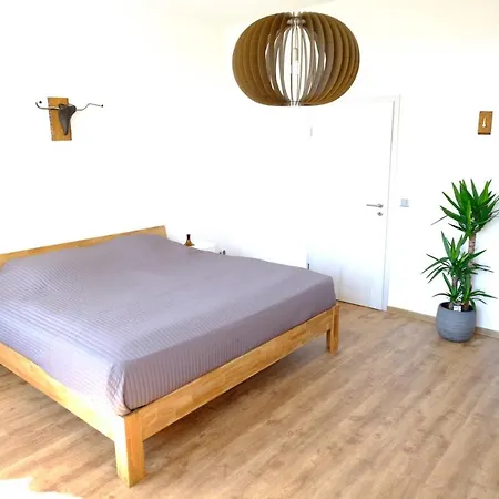 B3 - Bike & Bed